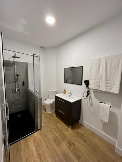 Ti1 Estiloso Loft 120M De La Catedral Tomas De Ibarra Street Seville Luaran gambar