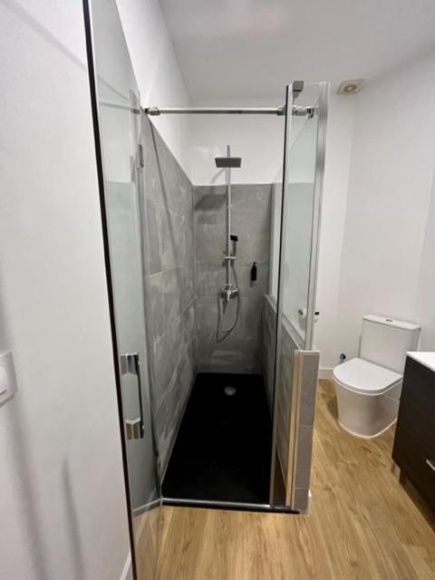 Ti1 Estiloso Loft 120M De La Catedral Tomas De Ibarra Street Seville Luaran gambar