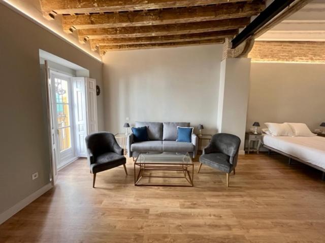 Ti1 Estiloso Loft 120M De La Catedral Tomas De Ibarra Street Seville Luaran gambar